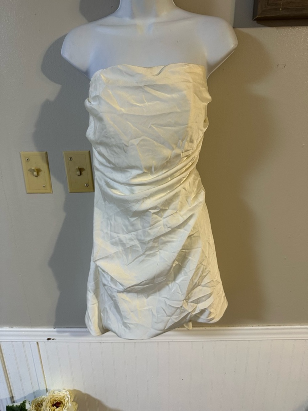 Forever 21 Cream Strapless Ruched Mini Dress
